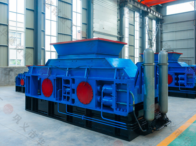 液壓對(duì)輥制砂機(jī)